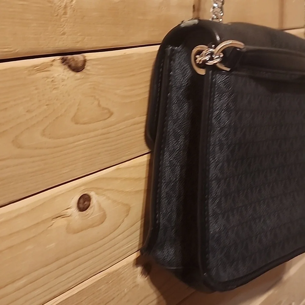 Michael Kors Regina Purse Medium Signature